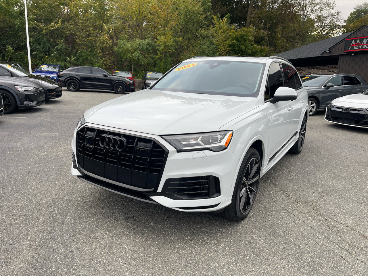 Used 2023 Audi Q7 3.0T Premium Plus image 3