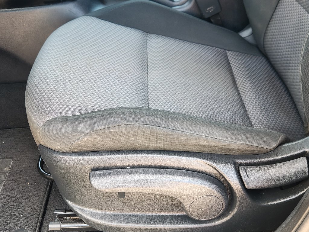 Certified 2024 Kia Soul LX w/ LX Technology Package FWD image 28