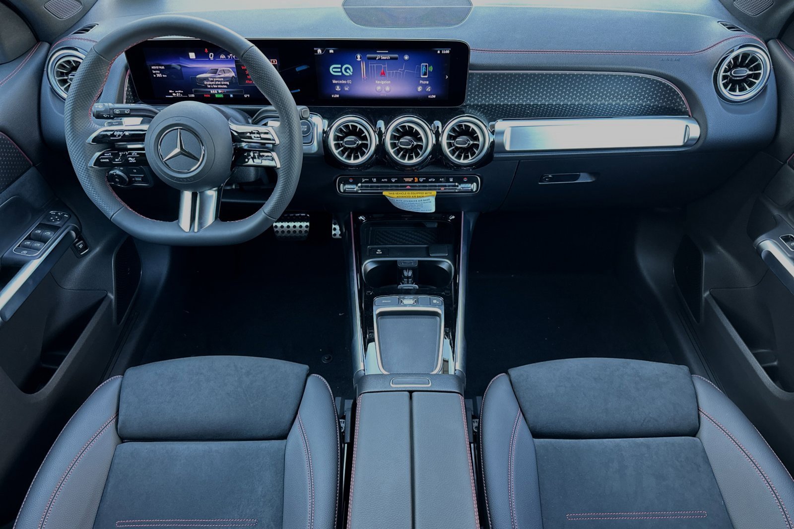 Used 2024 Mercedes-Benz EQB 300 4MATIC image 16