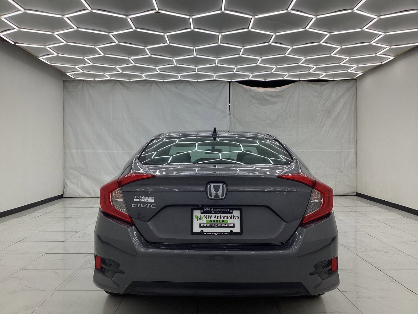 Used 2018 Honda Civic EX image 10