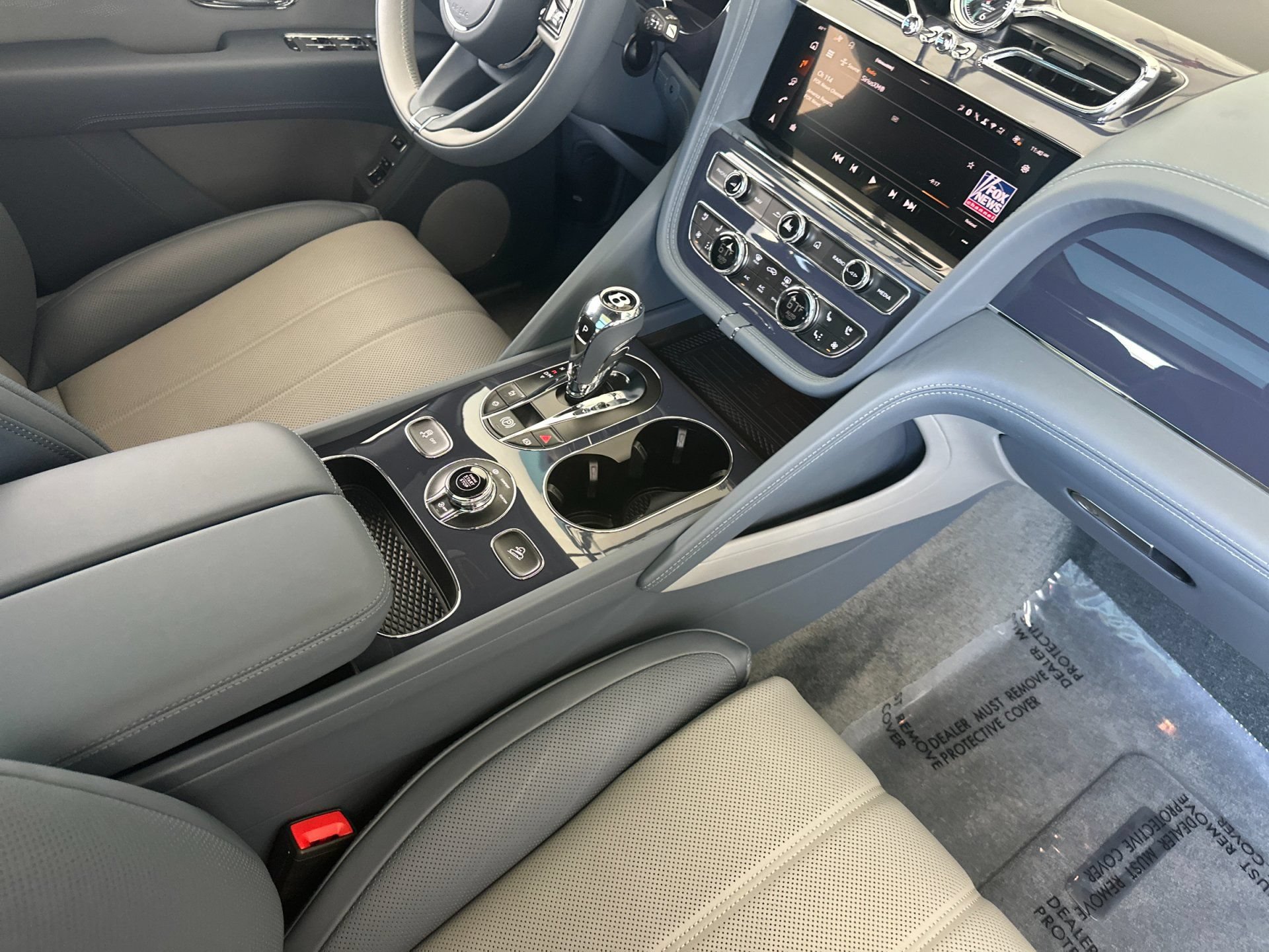 New 2026 Bentley Bentayga Extended Wheelbase AWD/4WD image 2