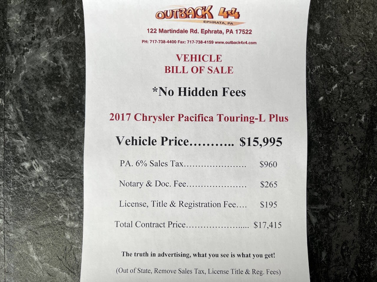 Used 2017 Chrysler Pacifica Touring-L Plus w/ Advanced Safetytec Group image 2