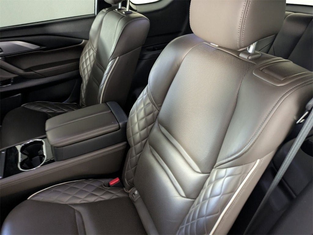 Used 2021 MAZDA CX-9 Signature image 16