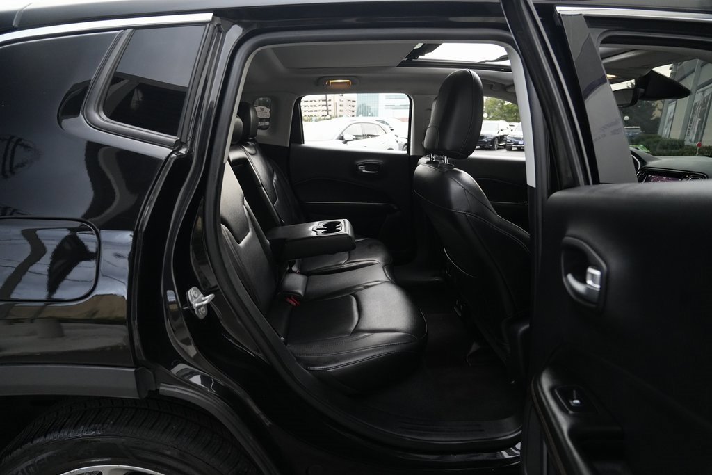 Used 2018 Jeep Compass Limited w/ Navigation Group image 21