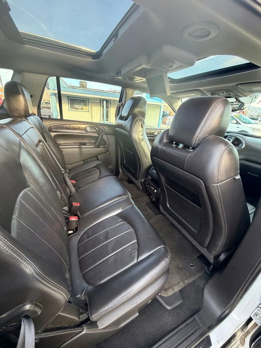 Used 2016 Buick Enclave Leather image 17
