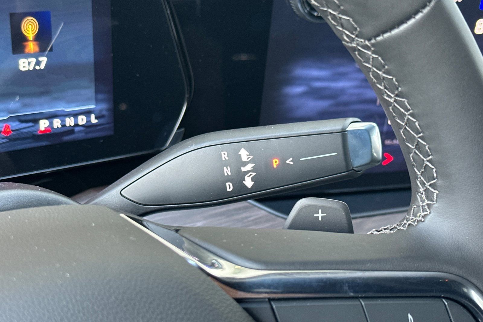 New 2026 Chevrolet Suburban LS image 21