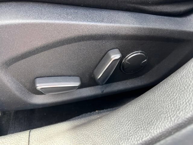 Used 2016 Ford Fusion SE FWD image 25