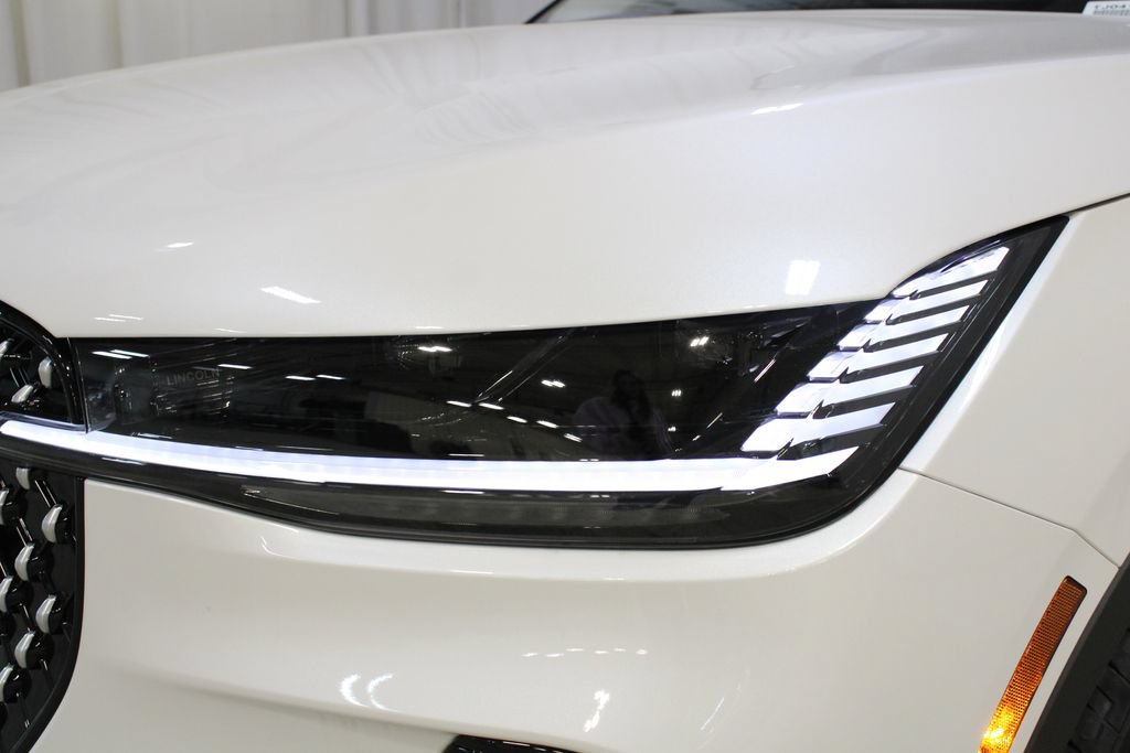 New 2026 Lincoln Nautilus Reserve AWD/4WD image 35