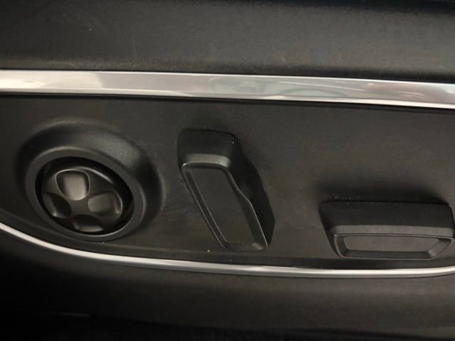 Used 2022 Jeep Wagoneer Series III w/ Premium Group I image 24