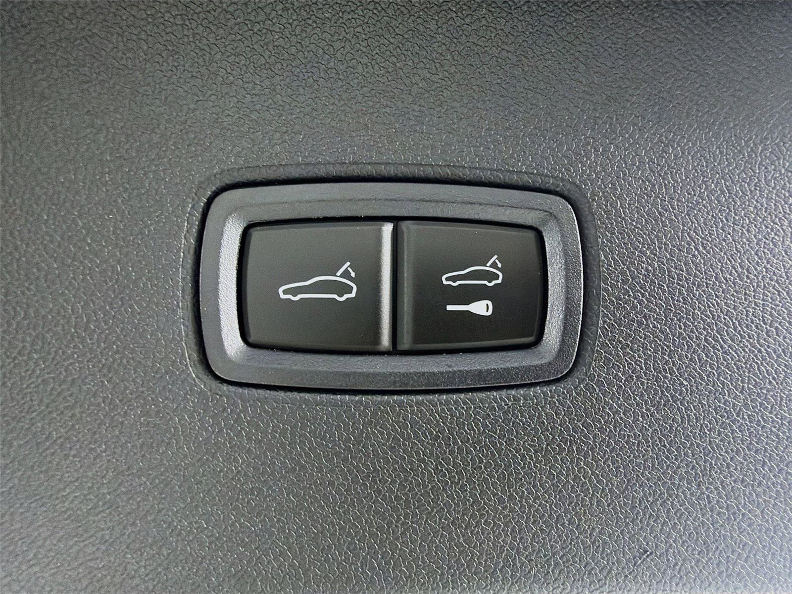 New 2026 Porsche Cayenne image 23