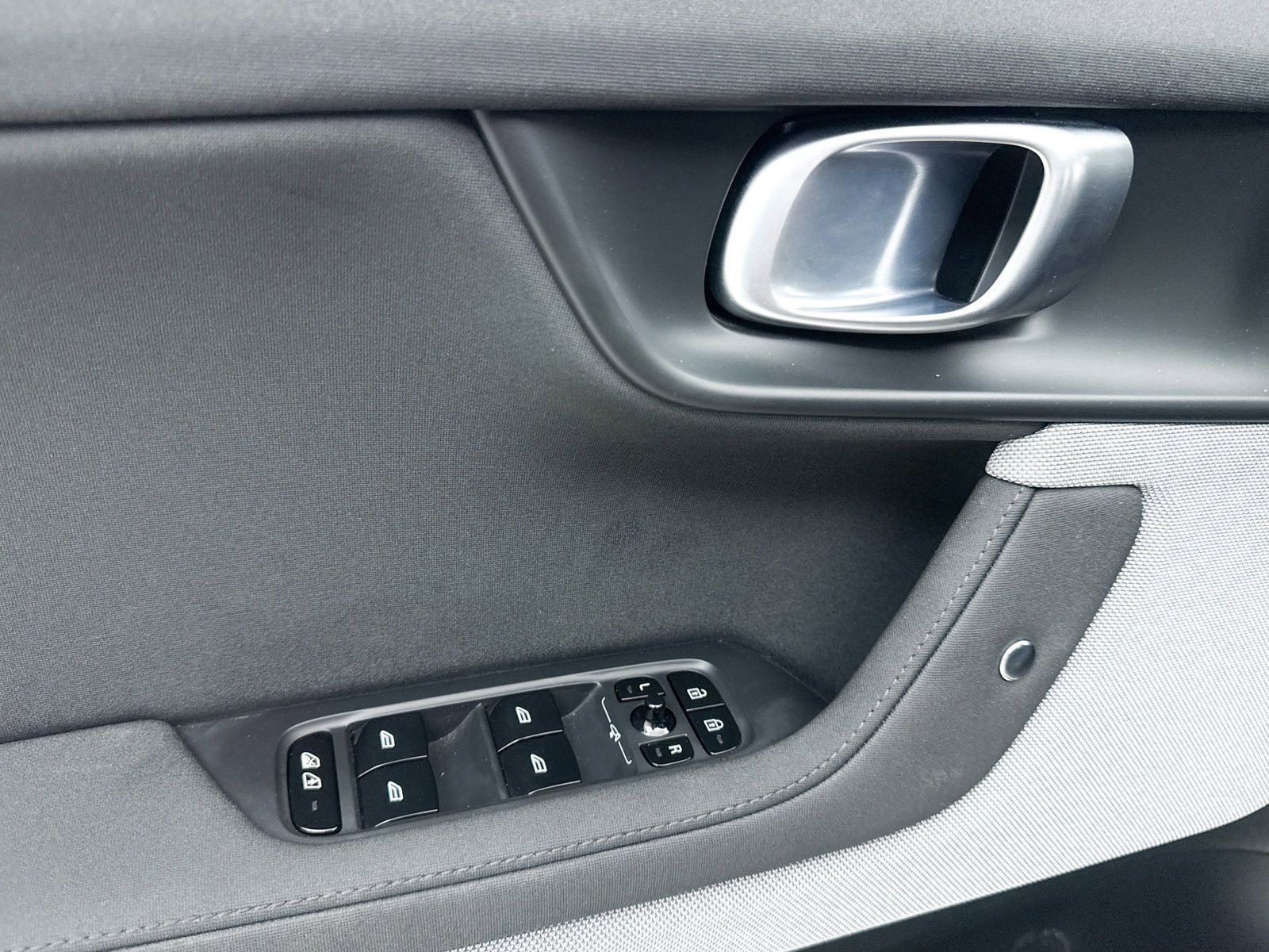 Used 2024 Polestar Polestar 2 image 29