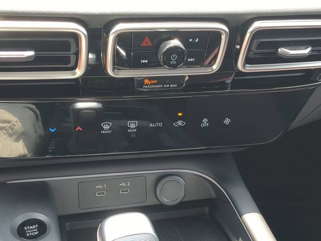 New 2026 Nissan Sentra SR w/ Floor Mat Package FWD image 20