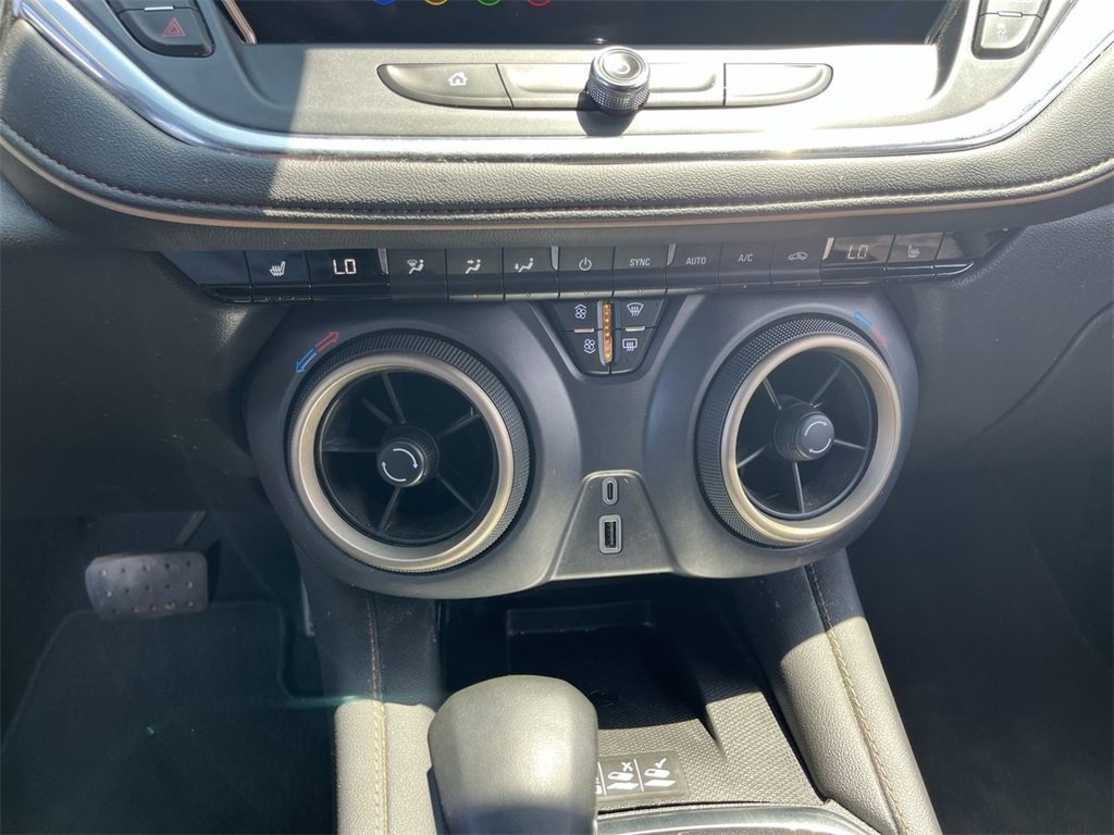 Certified 2024 Chevrolet Blazer Premier image 18