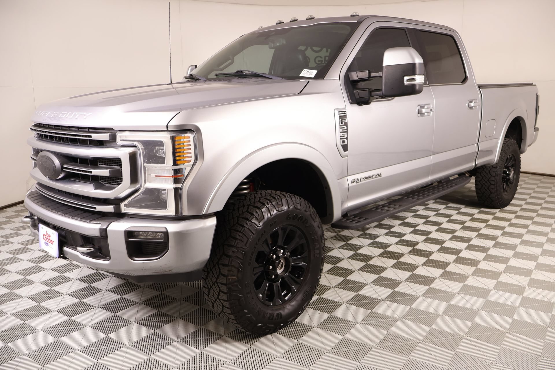 Used 2021 Ford F250 Platinum w/ Tremor Off-Road Package AWD/4WD image 11