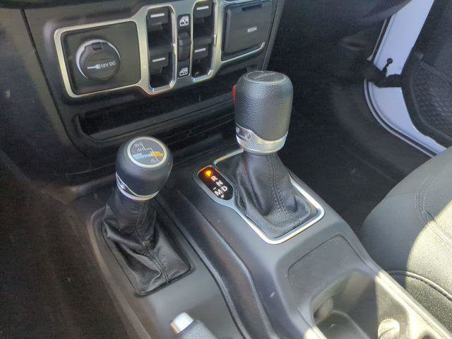 Certified 2021 Jeep Gladiator Sport AWD/4WD image 11