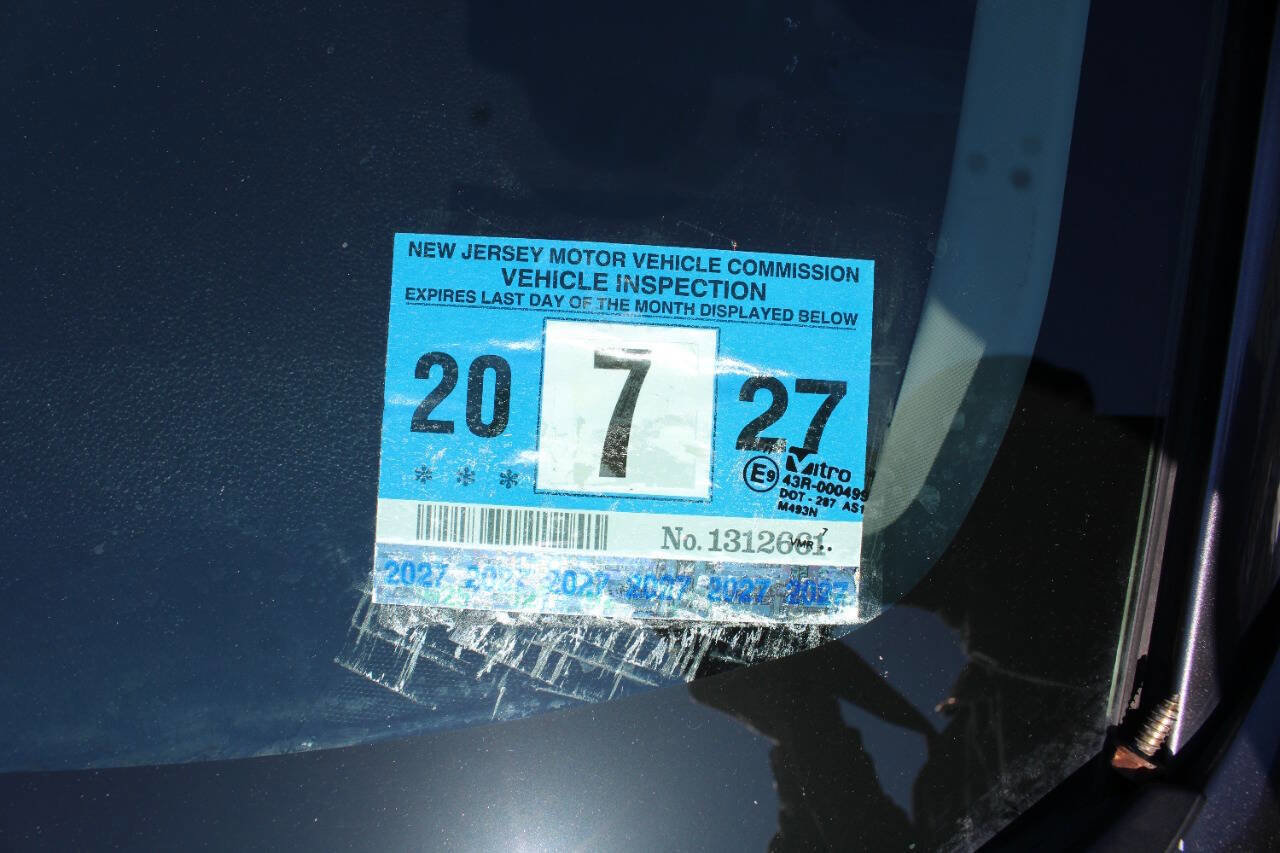 Used 2016 Honda HR-V LX image 17