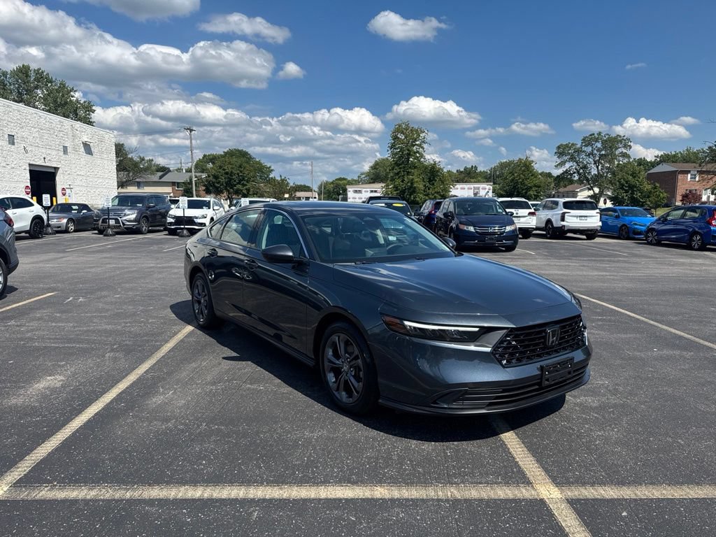 Certified 2023 Honda Accord EX image 2