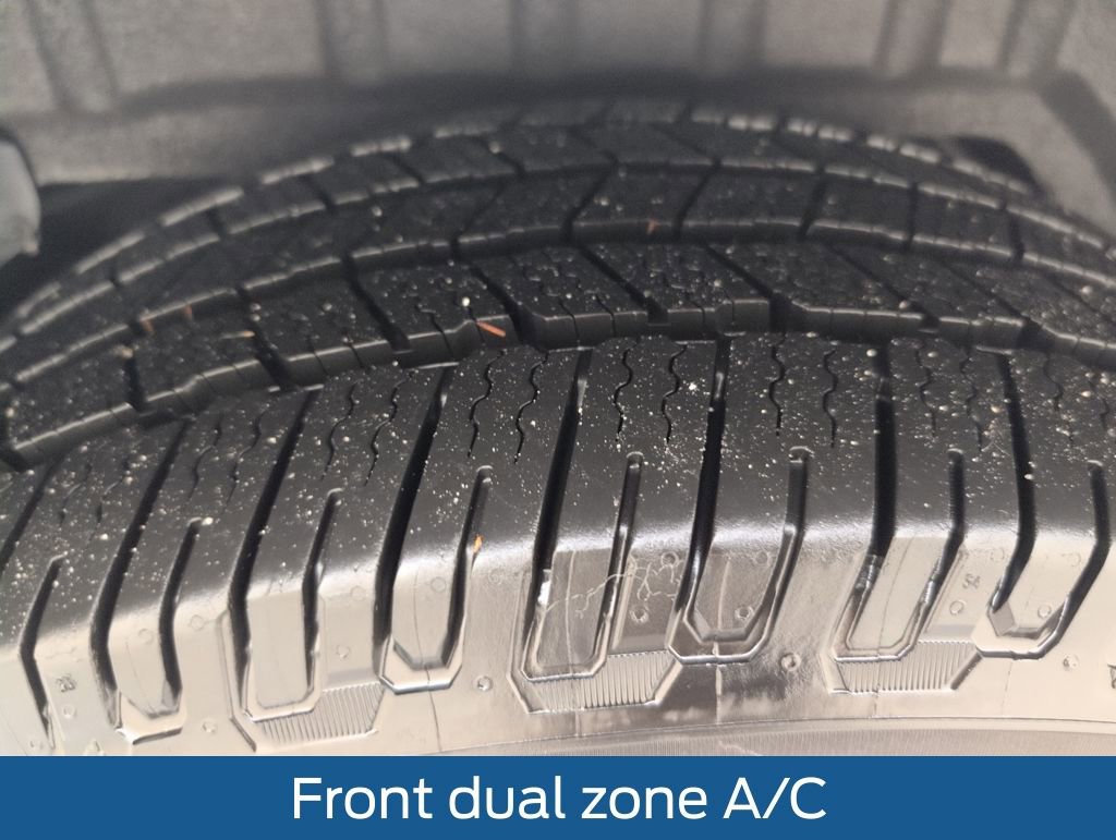 Used 2015 Lincoln Navigator L 2WD image 20