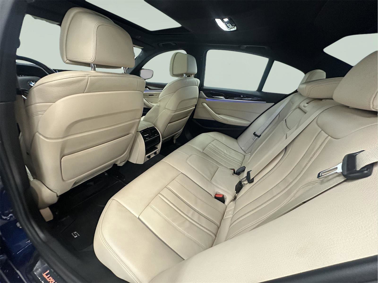 Used 2018 BMW 540i xDrive image 25