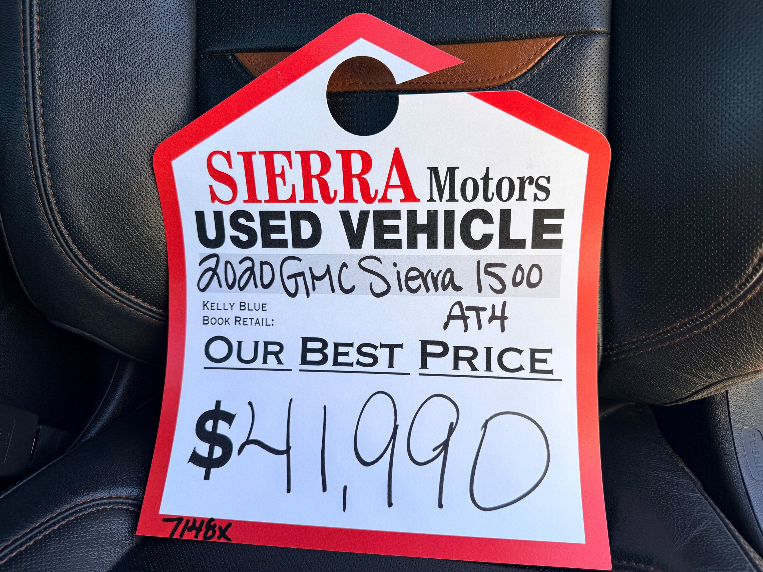 Used 2020 GMC Sierra 1500 AT4 w/ AT4 Premium Package AWD/4WD image 9