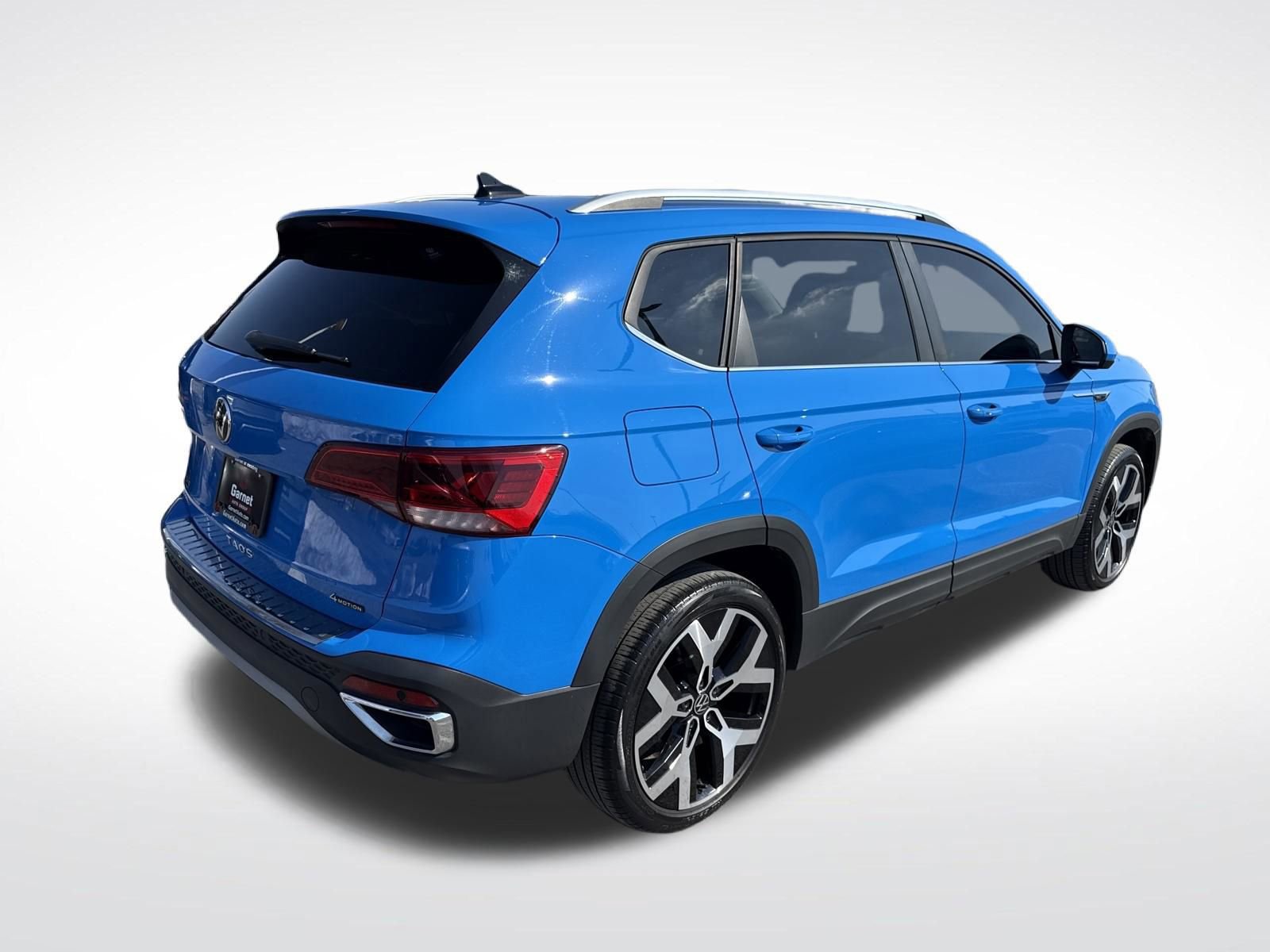 Certified 2023 Volkswagen Taos SEL image 5