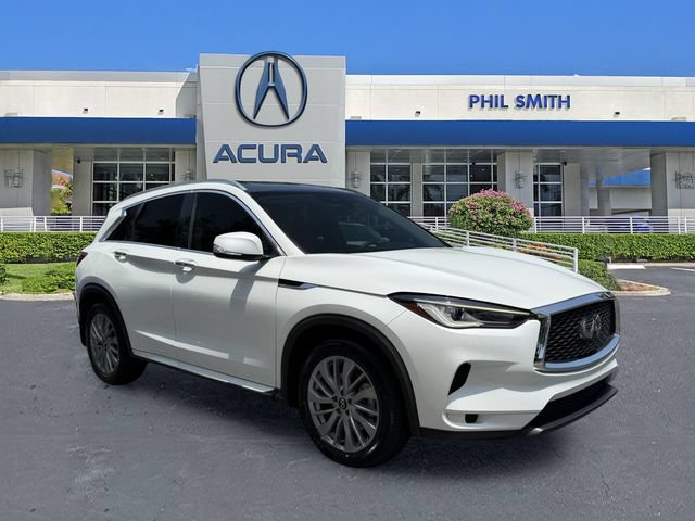 Used 2024 INFINITI QX50 Luxe FWD image 3
