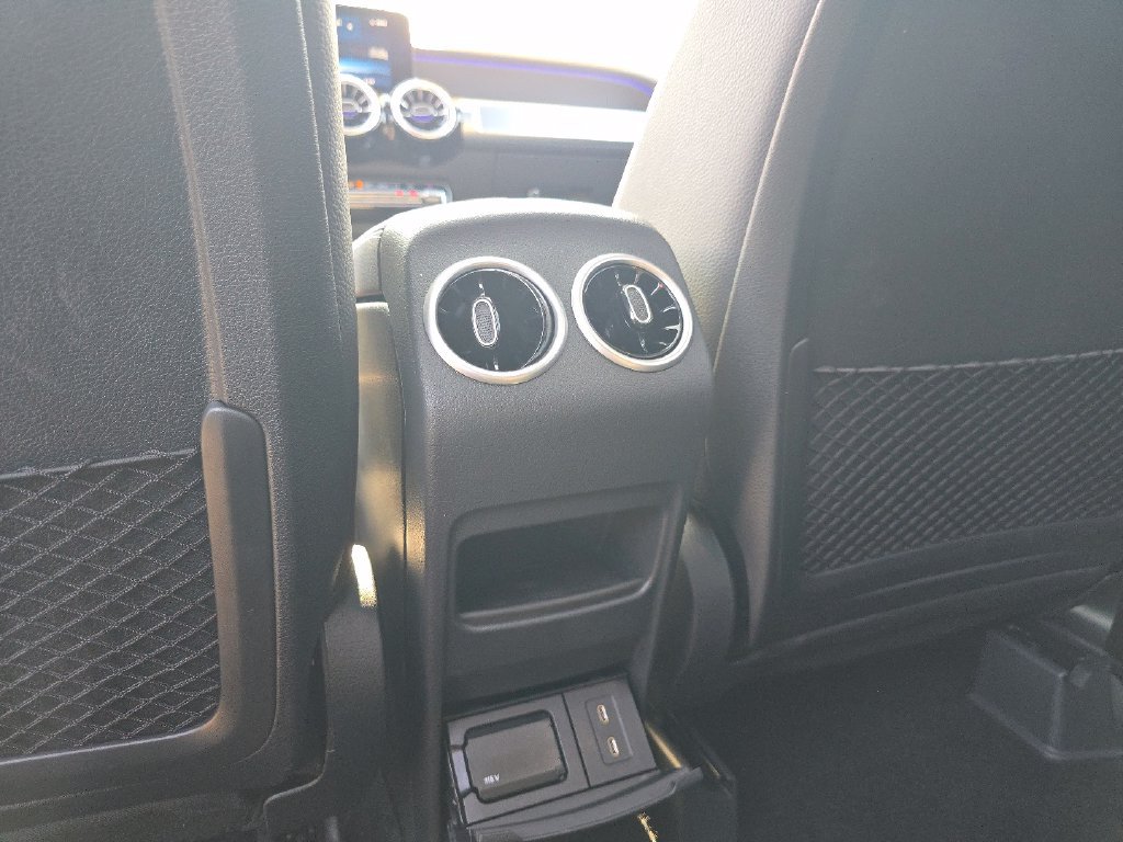 New 2026 Mercedes-Benz GLB 250 4MATIC image 24