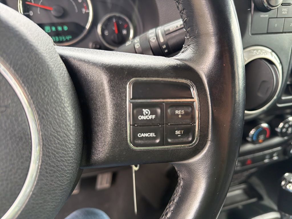 Used 2018 Jeep Wrangler Unlimited Sahara w/ Max Tow Package image 9