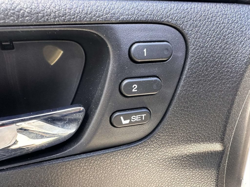 Certified 2025 Honda Ridgeline Black Edition image 10