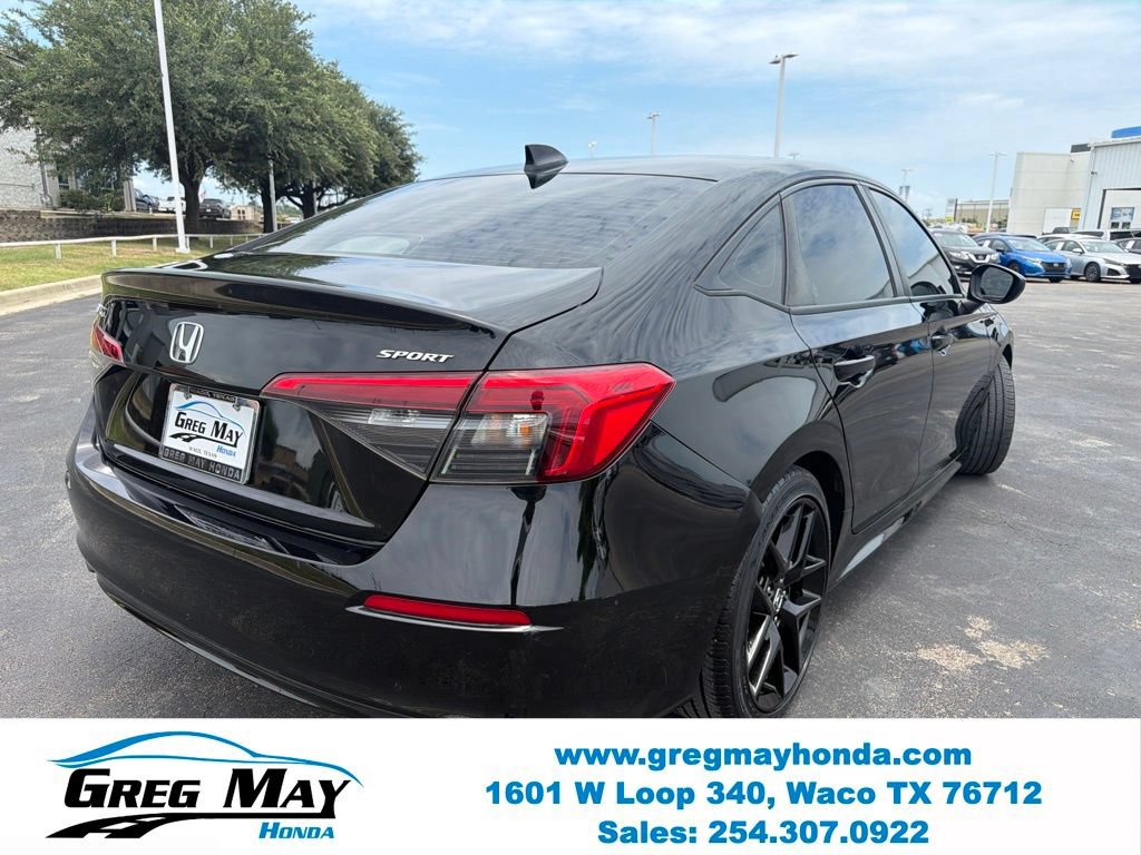 Used 2023 Honda Civic Sport image 3