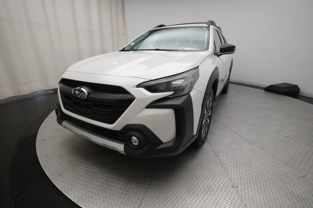 Used 2023 Subaru Outback Limited AWD/4WD image 12