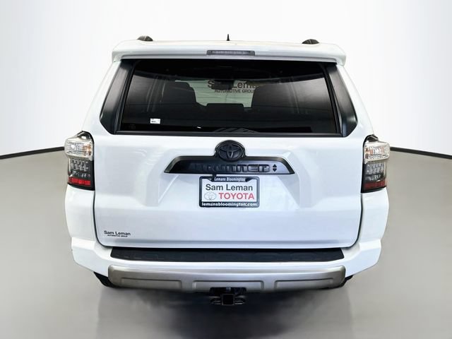 Used 2024 Toyota 4Runner TRD Off-Road AWD/4WD image 6