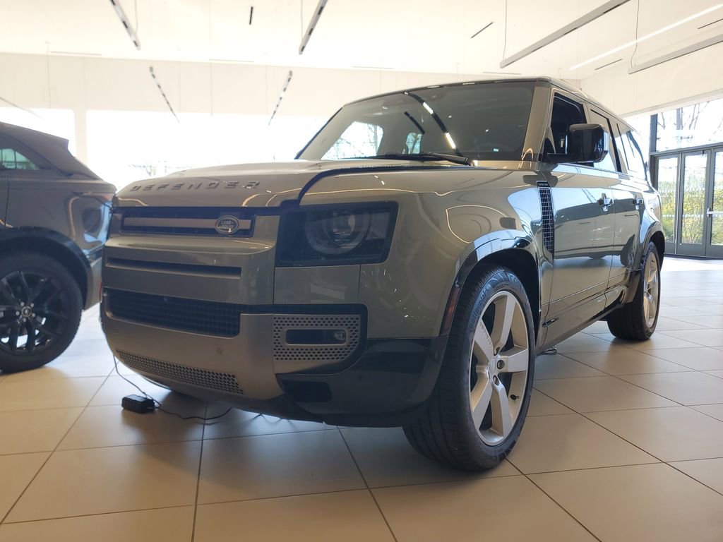 Certified 2025 Land Rover Defender 130 X-Dynamic SE AWD/4WD image 1