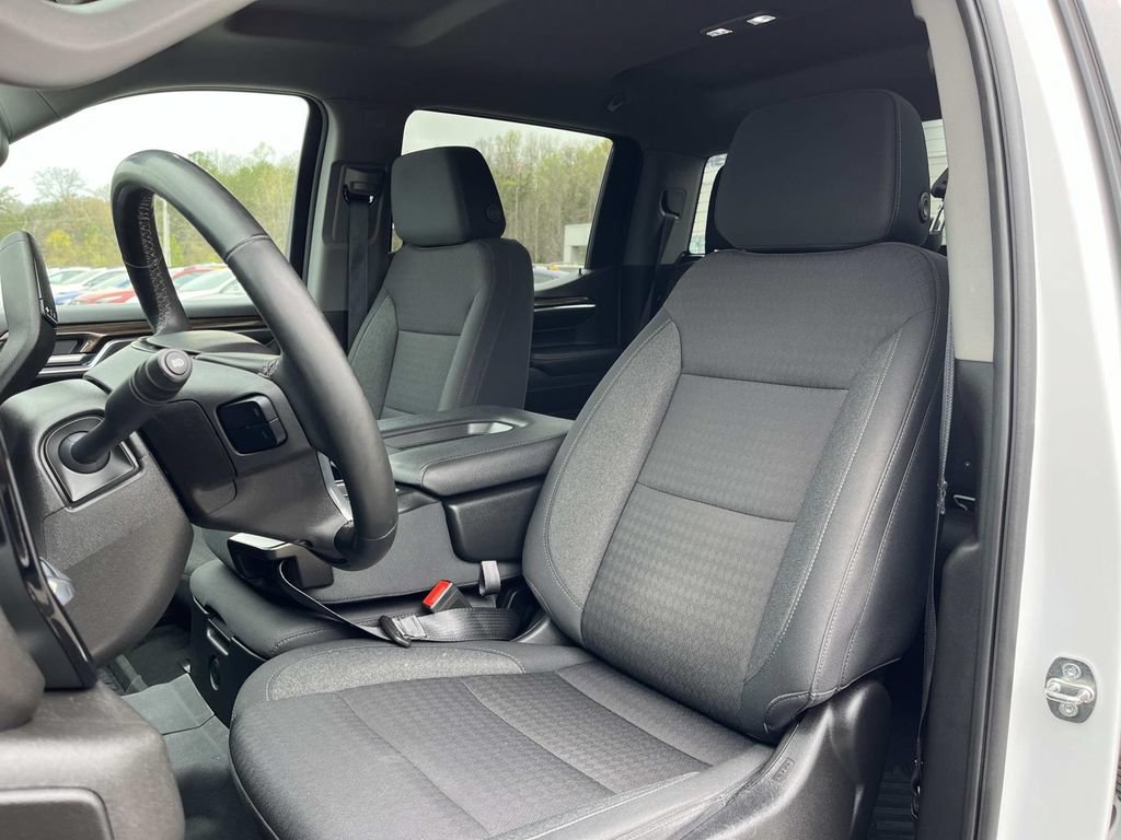 Used 2024 Chevrolet Silverado 1500 RST AWD/4WD image 28