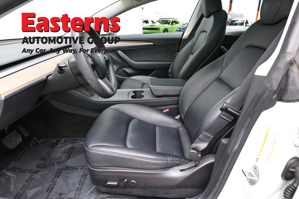 Used 2023 Tesla Model 3 Standard Range image 14