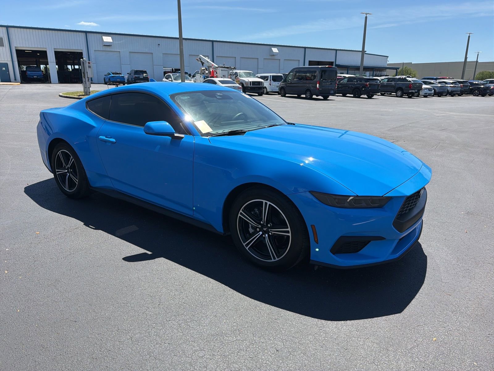 Used 2025 Ford Mustang Coupe image 1