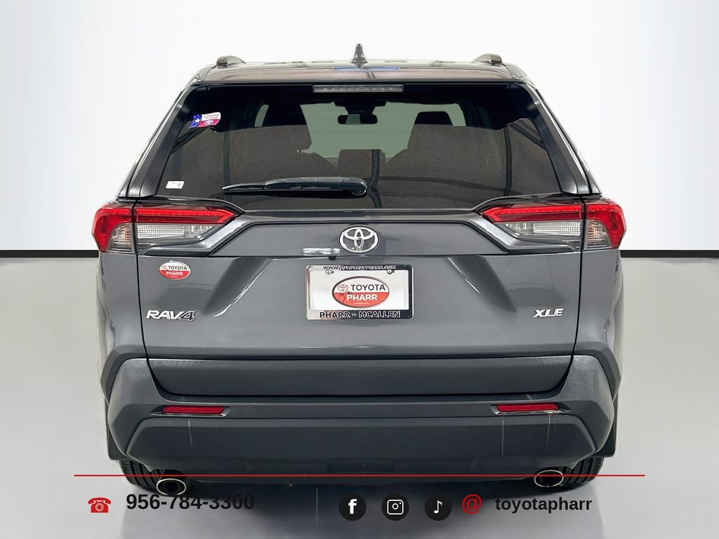 Used 2020 Toyota RAV4 XLE FWD image 6
