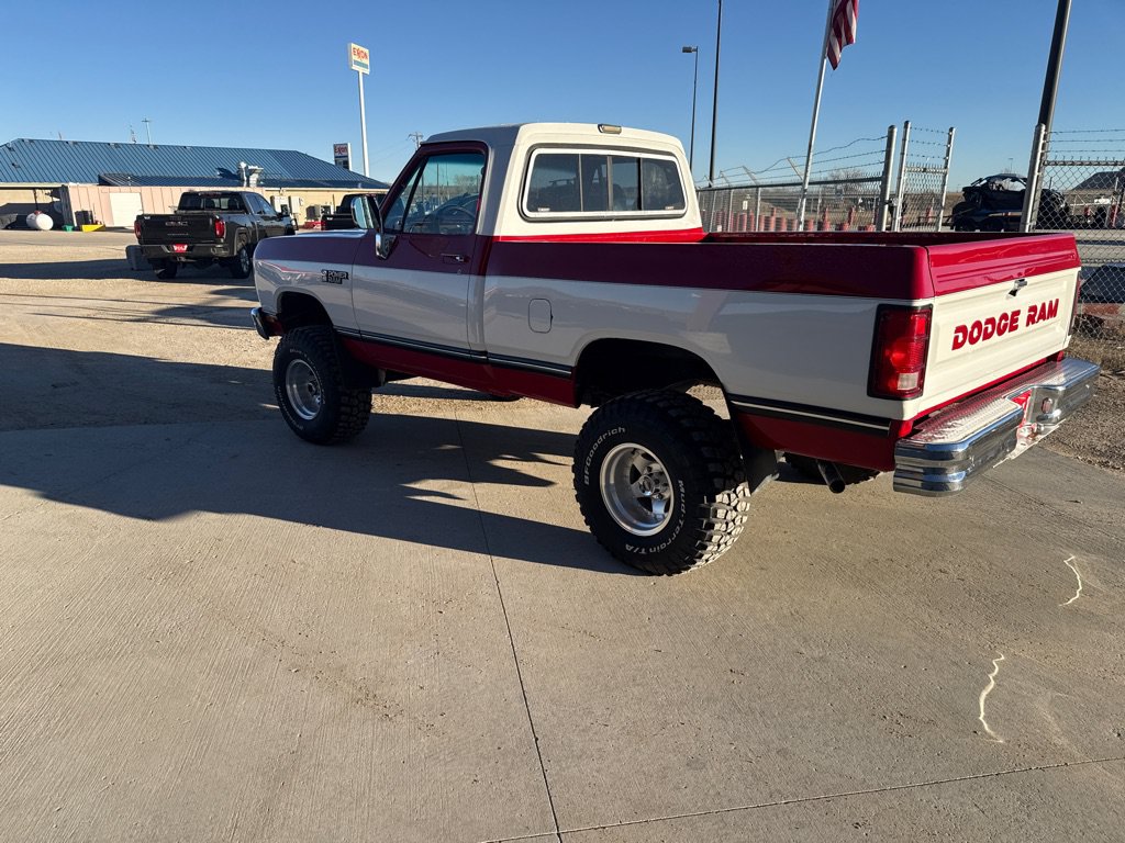 Used 1989 Dodge D/W Truck 100 AWD/4WD image 1