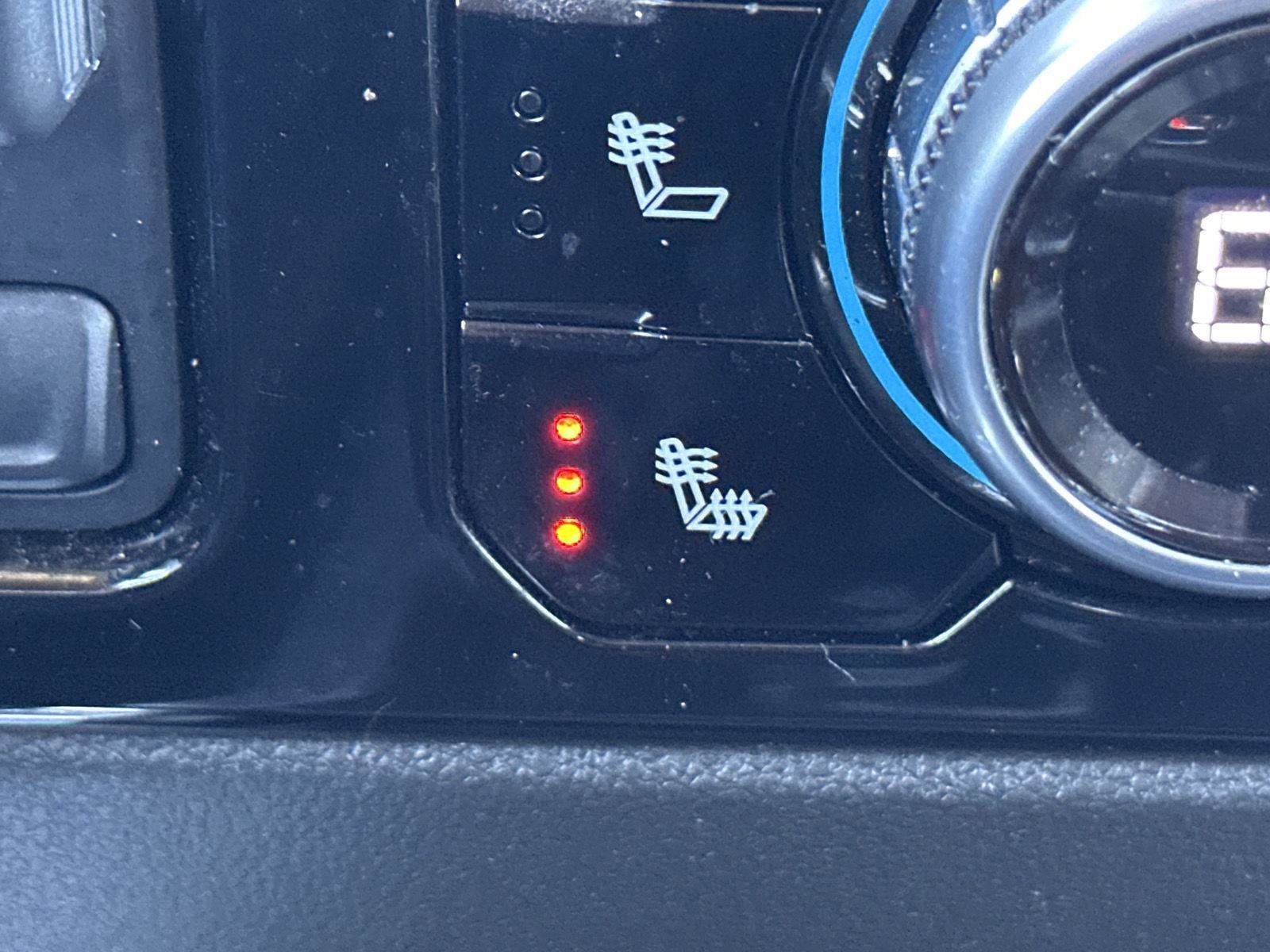 Used 2022 GMC Sierra 1500 SLT w/ SLT Premium Plus Package image 21