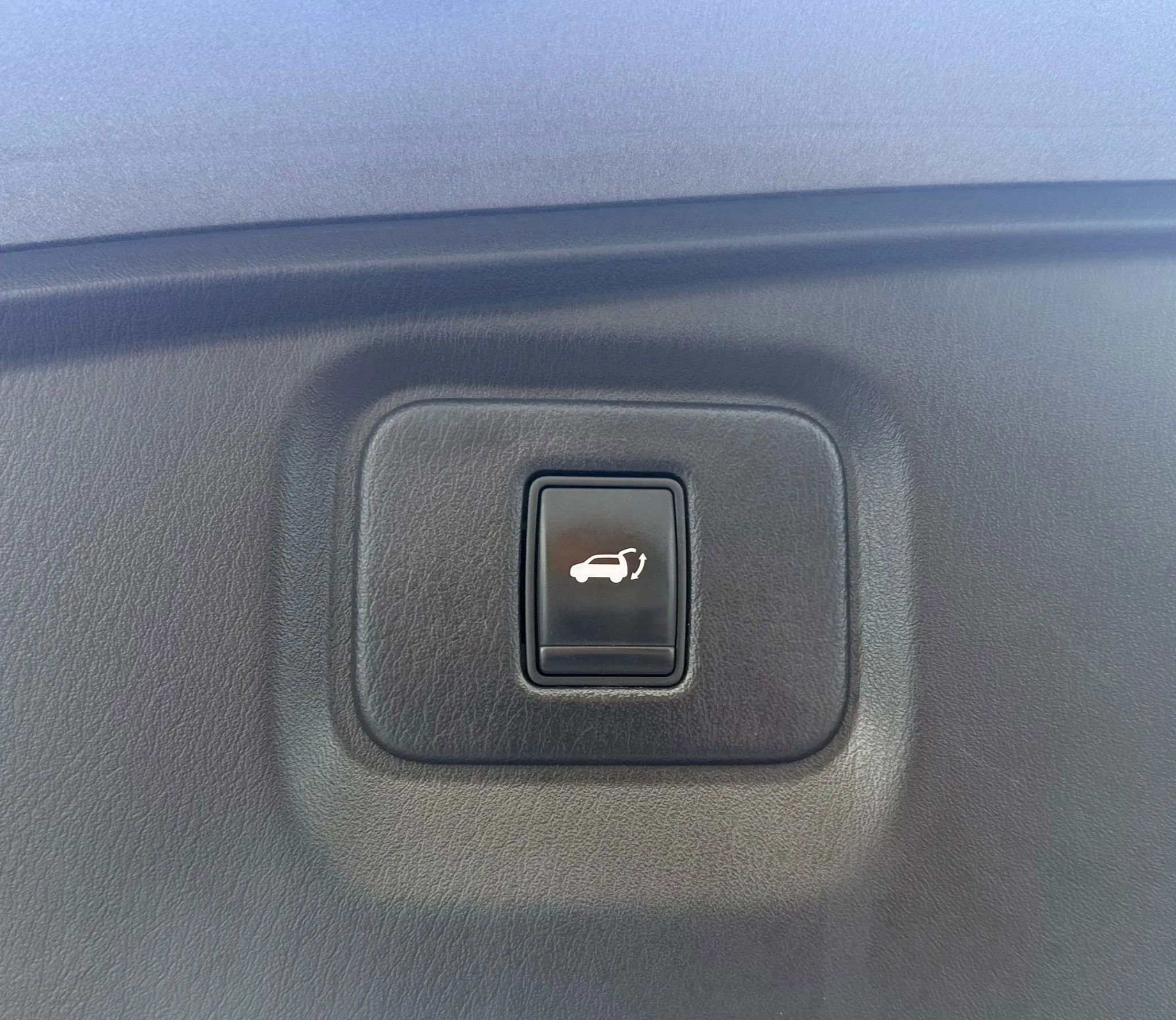 Used 2015 Nissan Pathfinder SL w/ SL Tech Package image 47