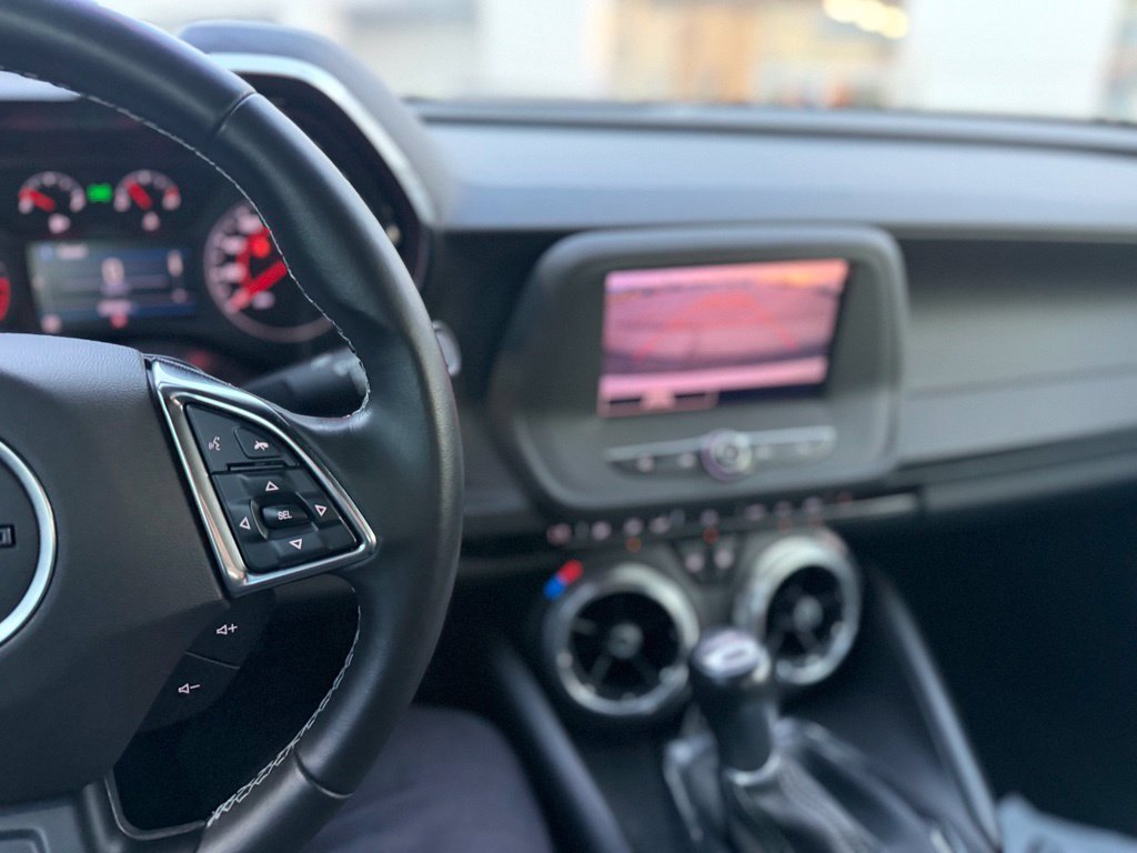 Used 2024 Chevrolet Camaro LT RWD image 8