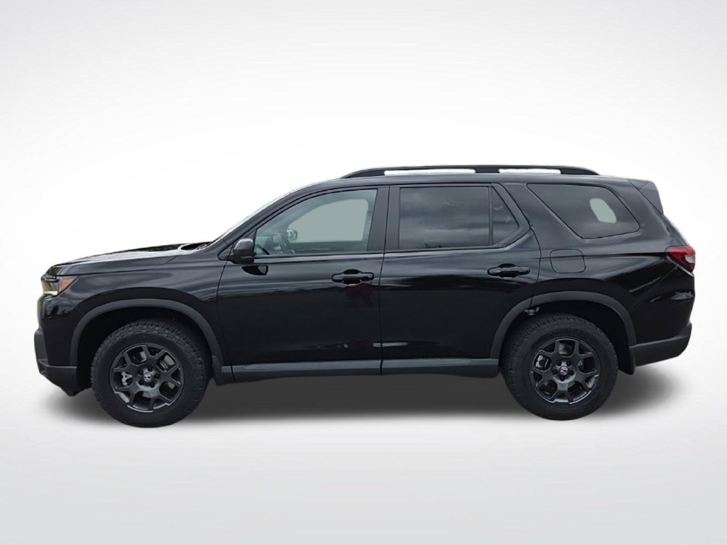 New 2026 Honda Pilot TrailSport image 7