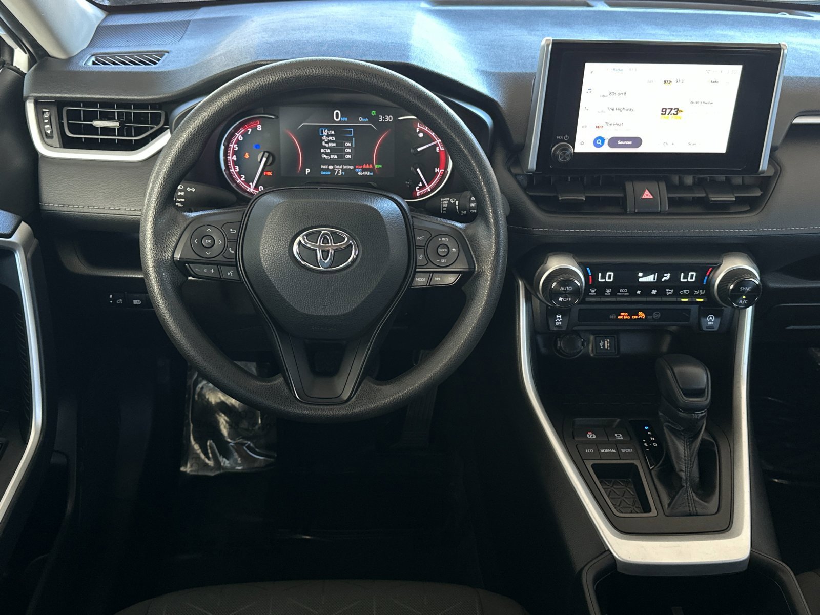 Used 2023 Toyota RAV4 XLE image 13