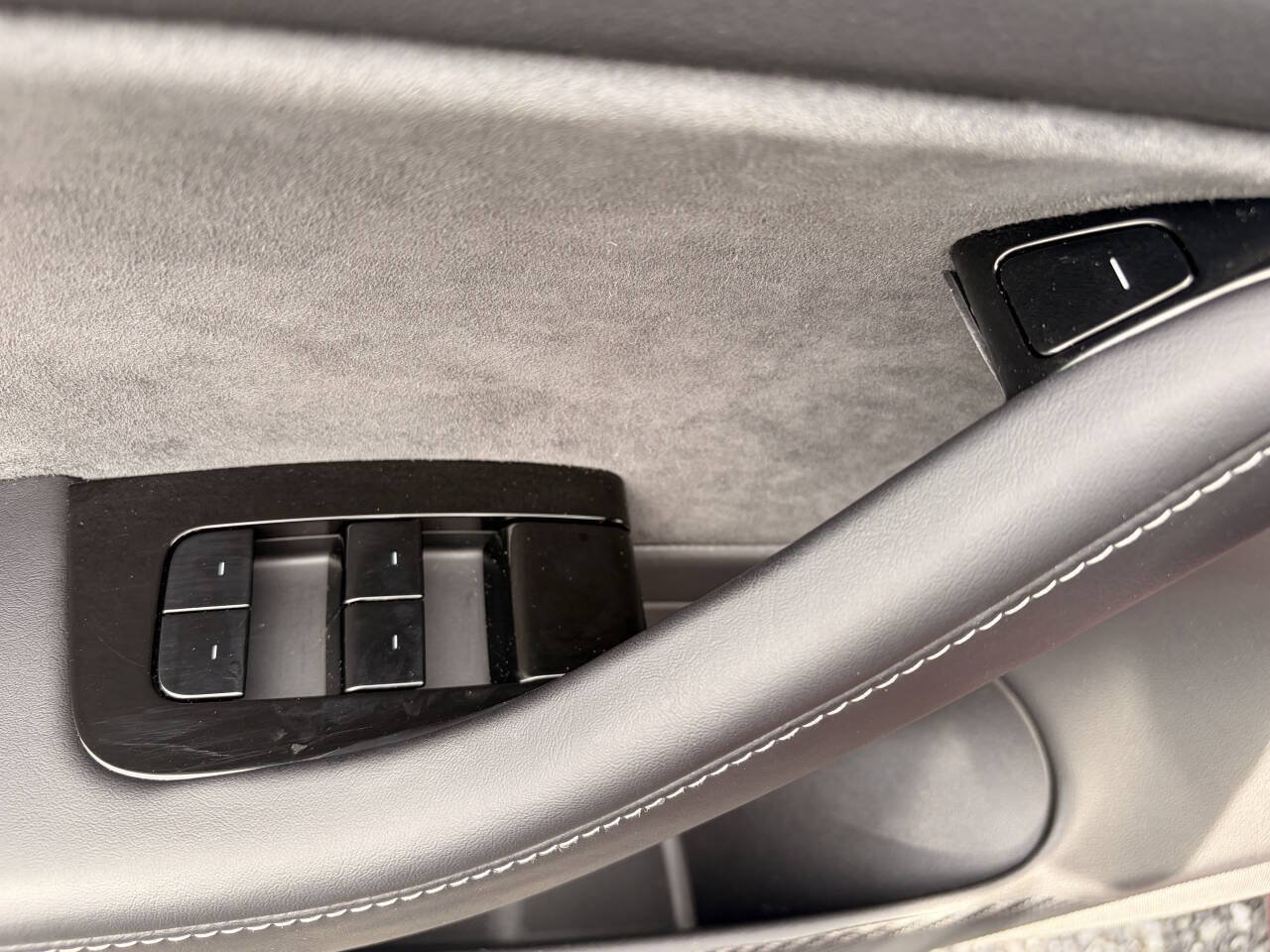Used 2018 Tesla Model 3 Long Range AWD/4WD image 18