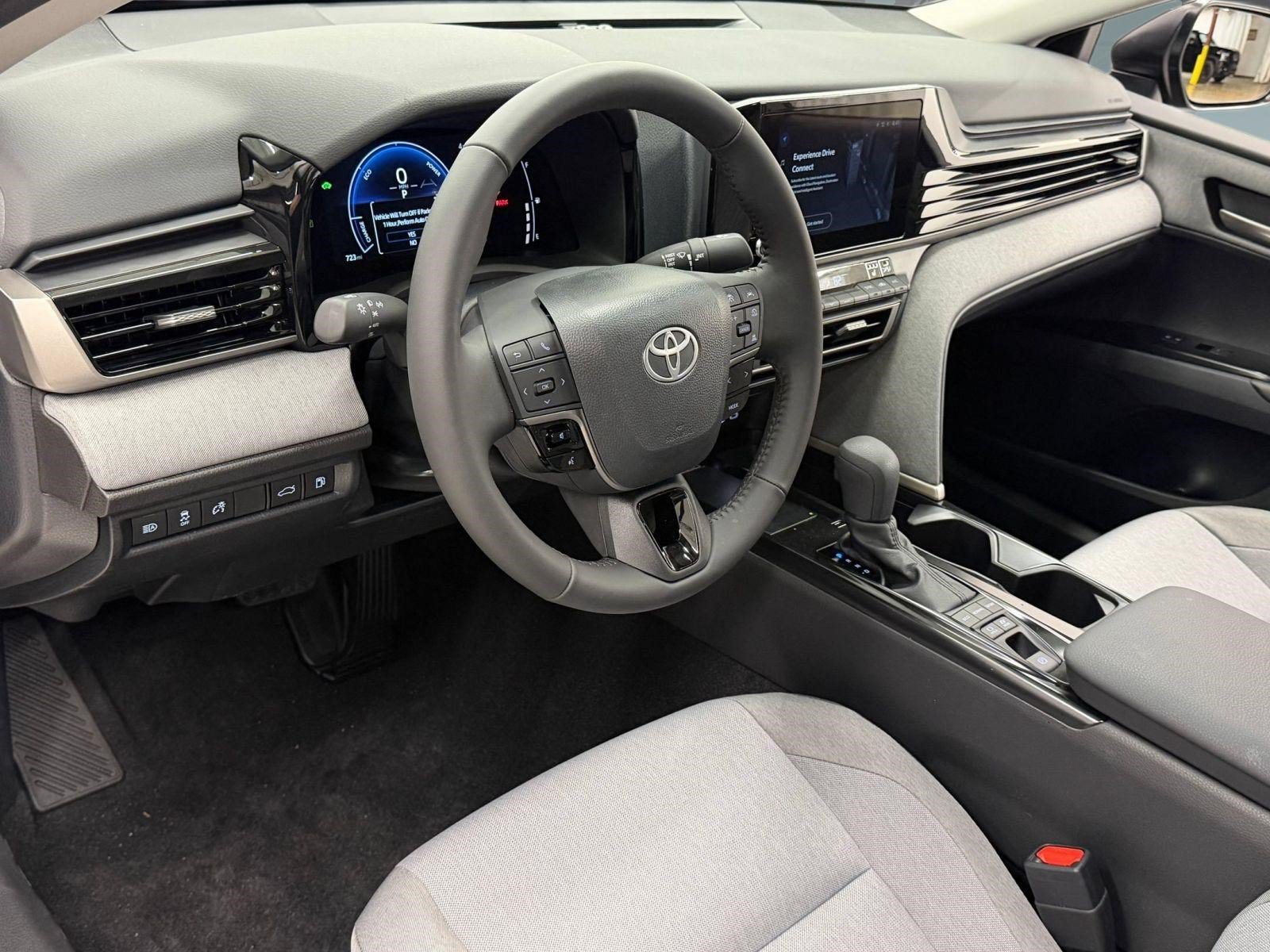 New 2026 Toyota Camry LE w/ Convenience Package AWD/4WD image 3