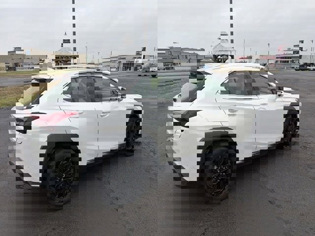 Used 2025 Lexus UX 300h AWD image 14