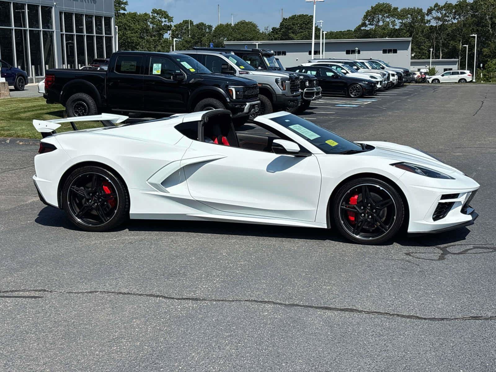 Used 2023 Chevrolet Corvette Stingray Premium Cpe w/ Z51 Performance Package RWD image 2