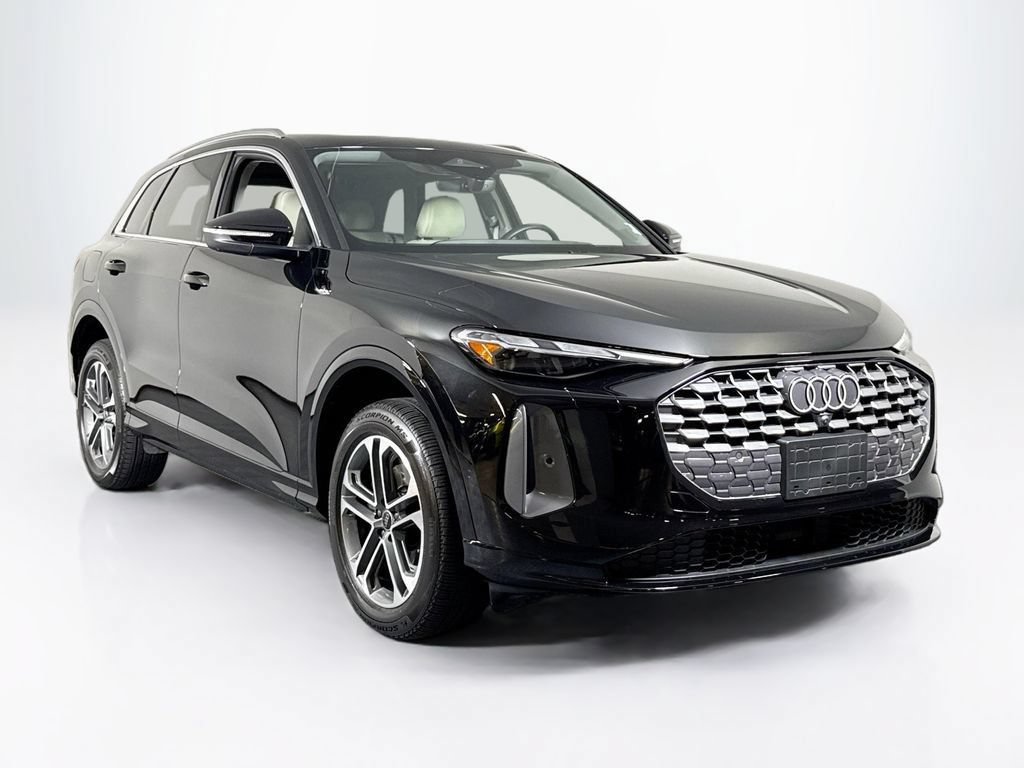 Used 2025 Audi Q5 Premium w/ Convenience Package AWD/4WD image 7