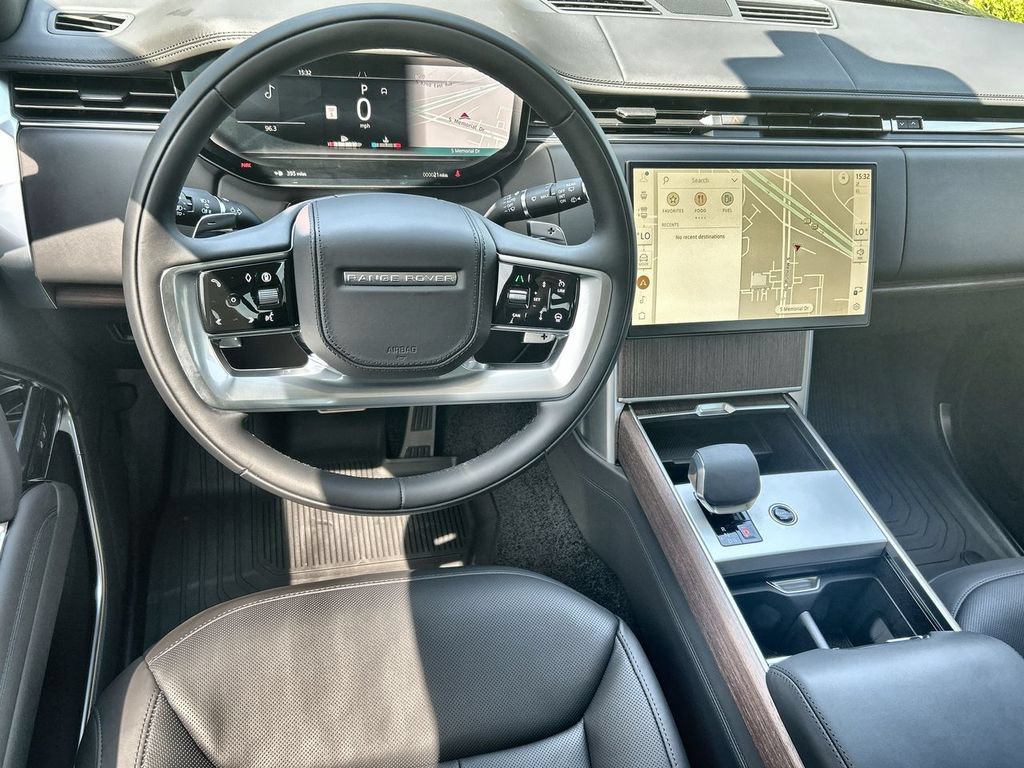 New 2026 Land Rover Range Rover Long Wheelbase SE AWD/4WD image 13