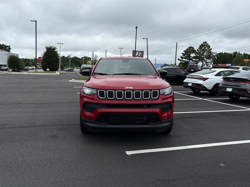 Used 2023 Jeep Compass Sport AWD/4WD image 8